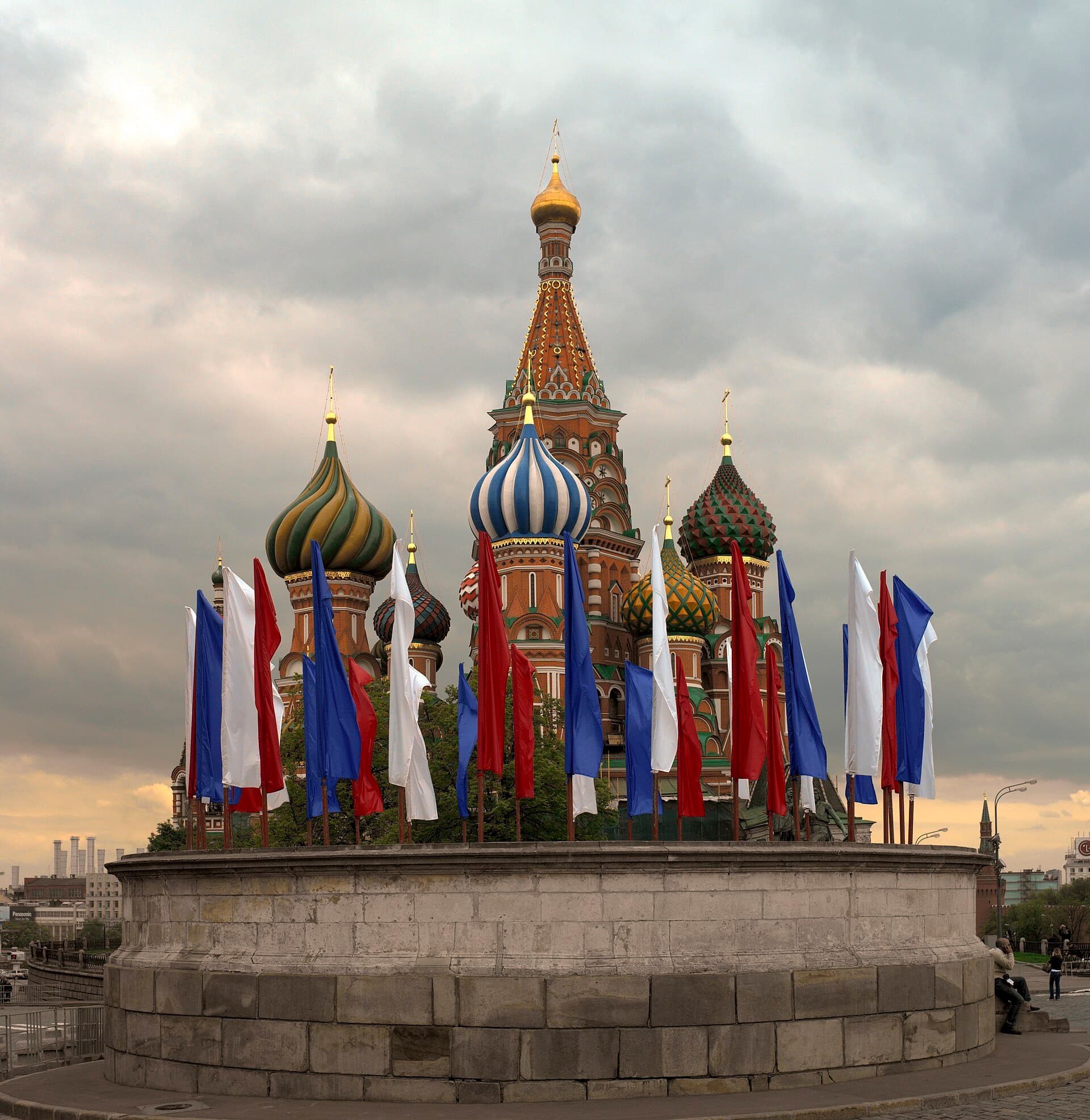 Russia — Moscow, St. Petersburg & tsars